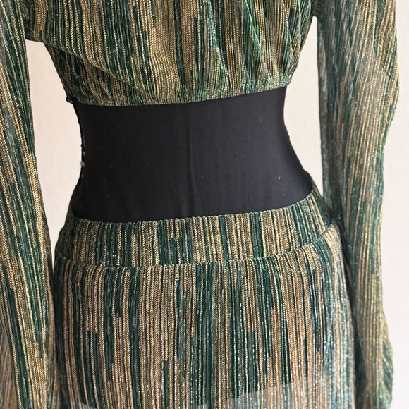 Baesically Curve Emerald Gold Metallic Cutout Maxi Dress NWT Size S - Picture 6 of 11